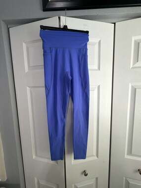 Vital Apparel High-Waisted Side Pocket Yoga Leggings
